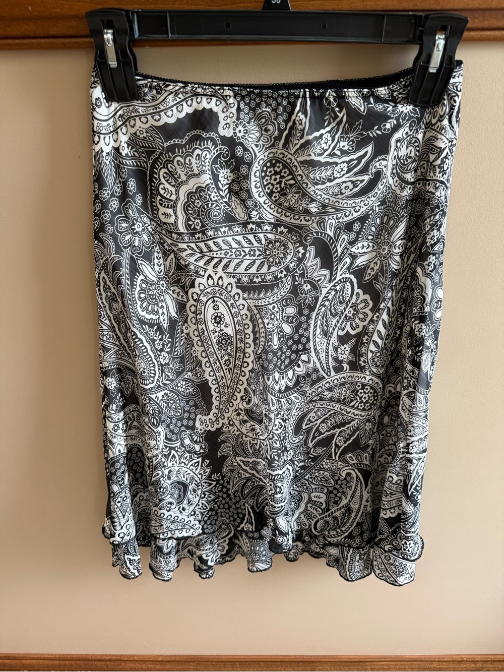 Briggs New York Black and White Paisley A-Line Skirt